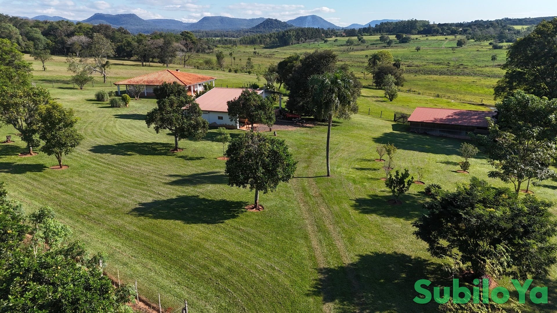 5,8 Hektar großes Anwesen mit Haupthaus und Gästehaus in Independencia, Paraguay